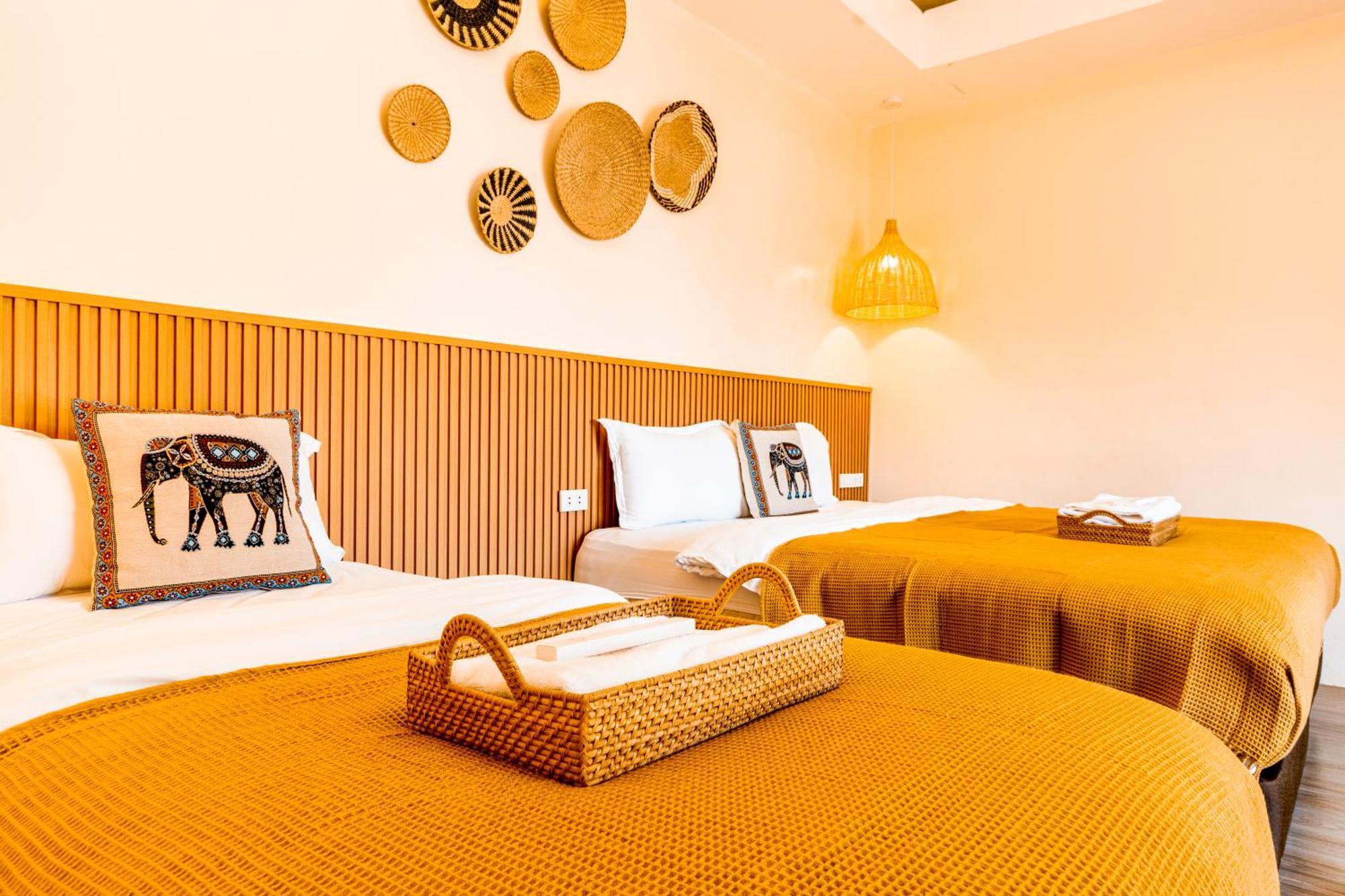 Molly Resorts Puerto Galera Eksteriør bilde